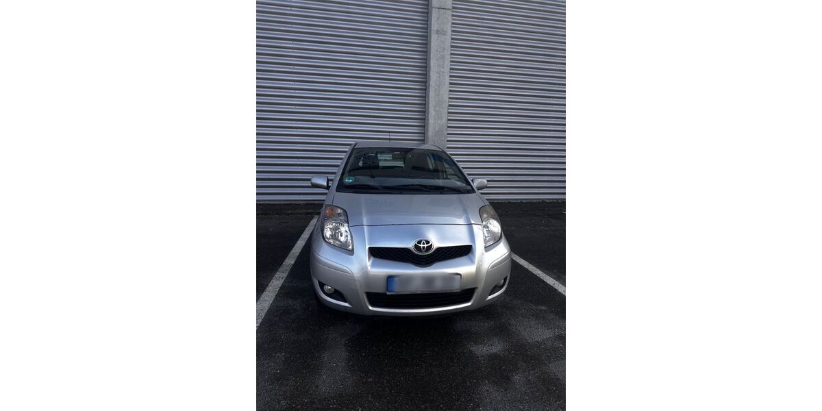 Toyota Yaris 144.000 km 4.000 &euro; Kaufbeuren 87600