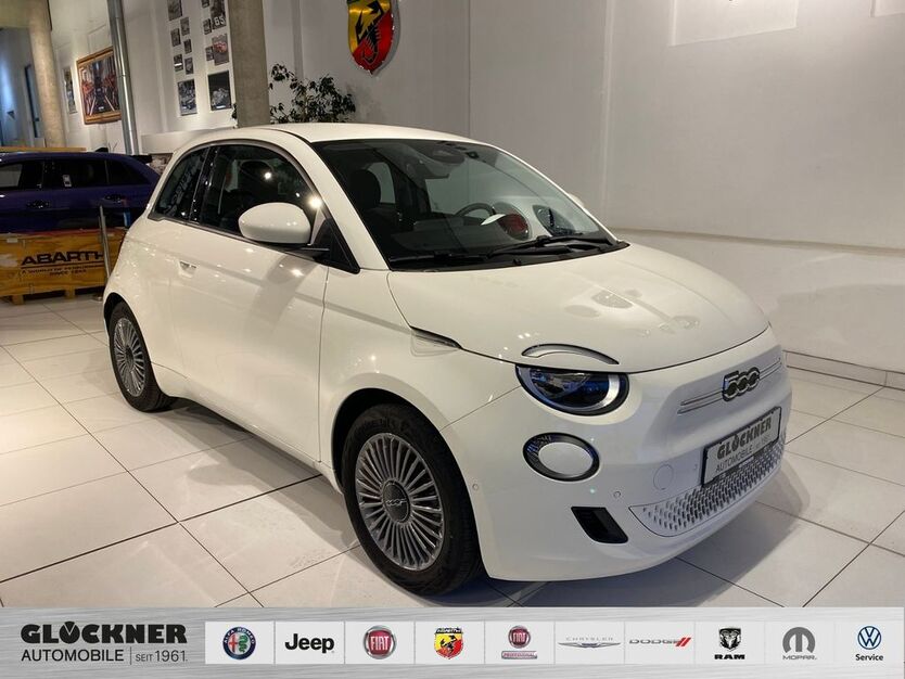 Fiat 500e 13.227 km 26.990 € Dresden 01109