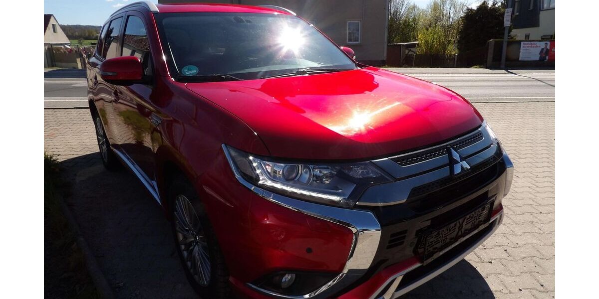 Mitsubishi Outlander 98.000 km 17.999 &euro; Bautzen 02625