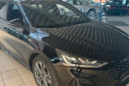 Ford Focus 2.650 km 29.990 € Batzhausen 92358