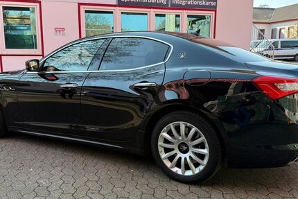 Maserati Ghibli 189.000 km 24.800 &euro; Herne 44628