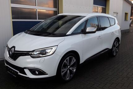 Renault Scenic 114.429 km 9.990 &euro; Dresden 01157