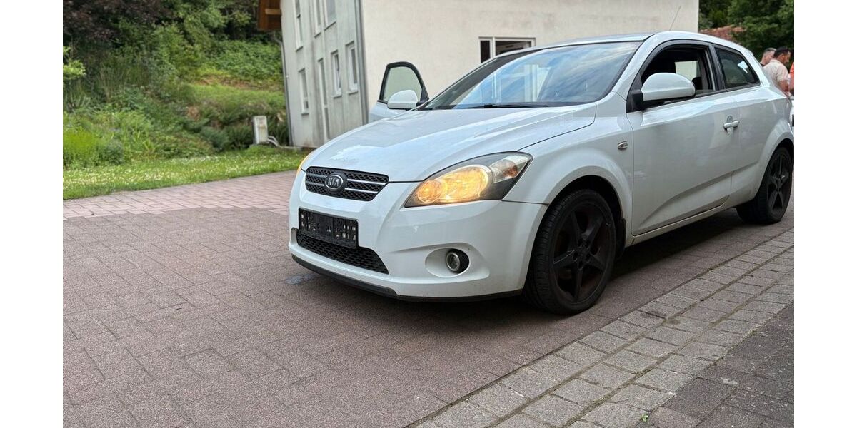 Kia ceed / Ceed 190.000 km 2.400 &euro; Alzenau 63755