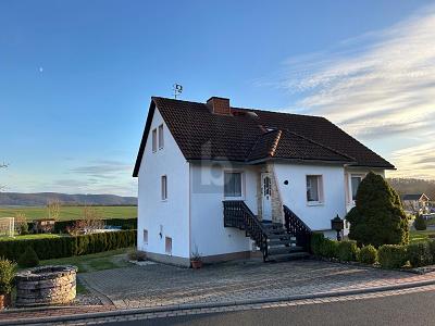 WOHLFÜHLHAUS MIT BLICK INS GRÜNE - Einfamilienhaus Krombach | Angebot:27233916