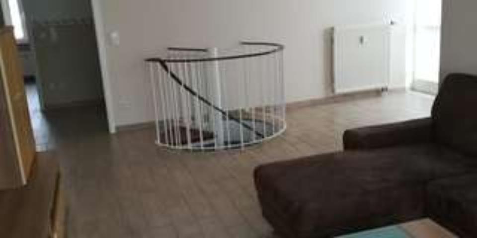 Maisonettenwohnung Arnstorf - 3.5 Zimmer, 83 m&sup2;, 720&euro; | Angebot:25639626