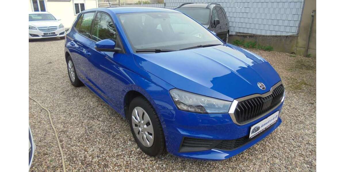 Skoda Fabia 74.500 km 10.800 &euro; Duisburg 47249