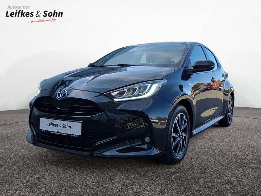 Toyota Yaris 90.000 km 16.900 € Coesfeld 48653