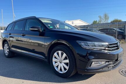 VW Passat Variant