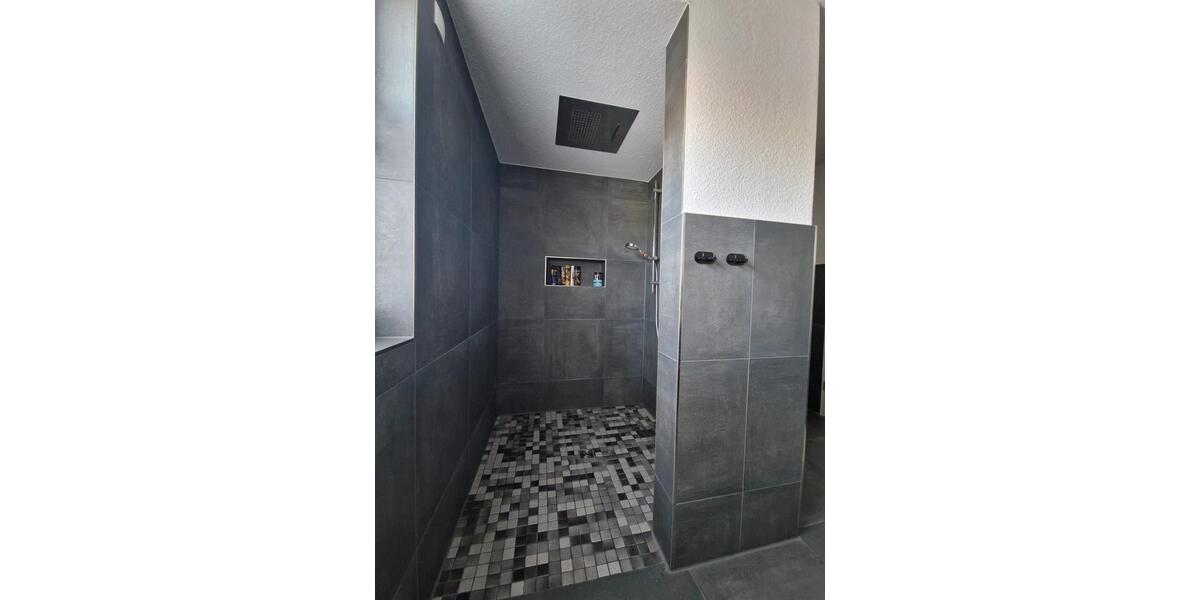 Emsbüren: Schöne helle Penthauswohnung 3 zimmer