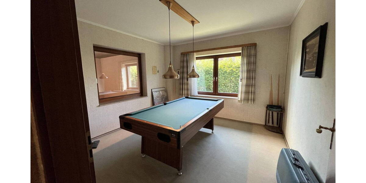 Einfamilienhaus Rellingen - 7 Zimmer, 202 m&sup2;, 2.300&euro; | Angebot:26806000