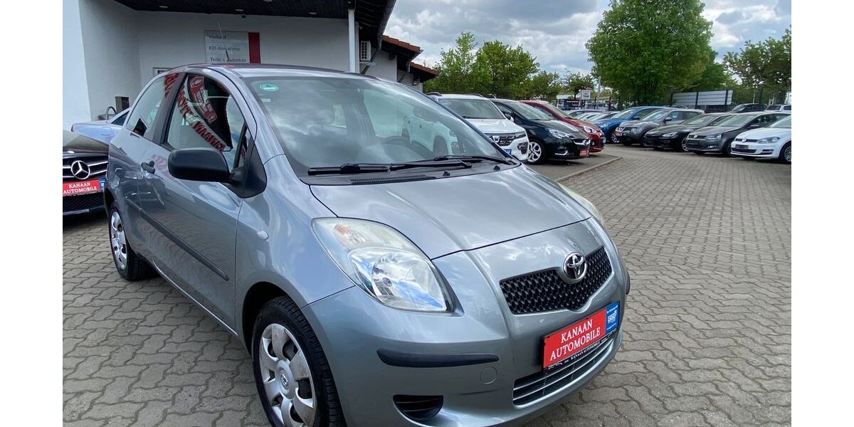 Toyota Yaris 72.000 km 3.990 &euro; Goslar 38644
