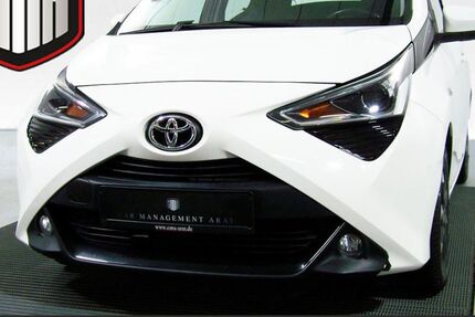 Toyota Aygo (X) 96.110 km 7.889 &euro; Hamburg Stadtteil Horn 22119