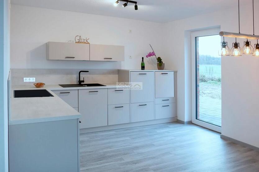 Erstbezug: OG-Wohnung (links) mit Balkon zu vermieten zimmer