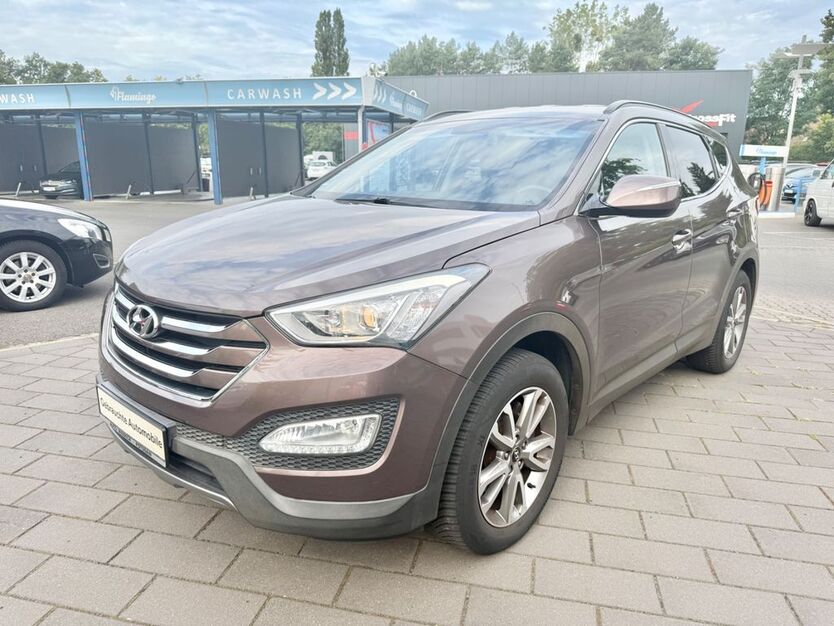 Hyundai SANTA FE 147.000 km 10.799 € Potsdam 14480