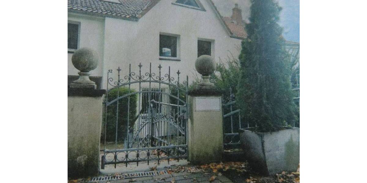 Mehrfamilienhaus, Wohnhaus Bad Pyrmont Oesdorf - 1 Zimmer, 369 m&sup2;, 395.000&euro; | Angebot:26107126