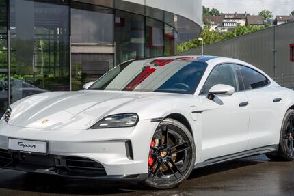 Porsche Taycan 3.855 km 148.600 &euro; Siegen 57080