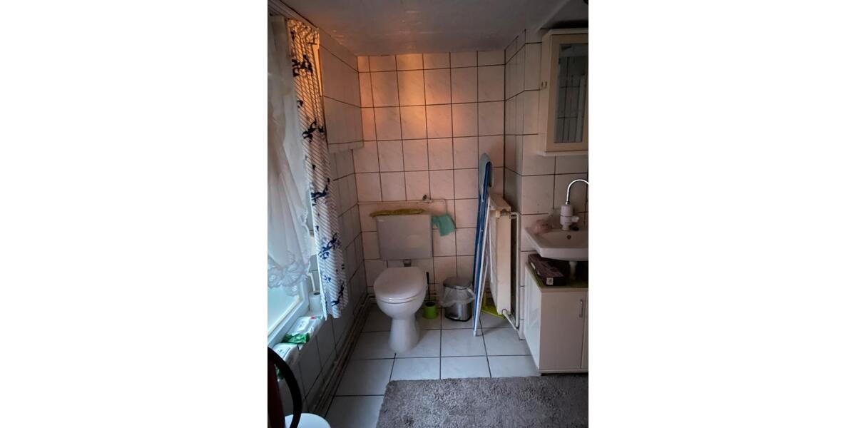 Einfamilienhaus Hecklingen - 4 Zimmer, 100 m&sup2;, 860&euro; | Angebot:24842025