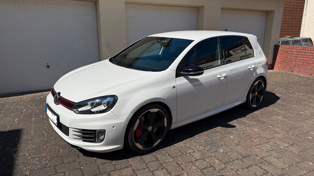 VW Golf 83.000 km 18.290 &euro; Neunkirchen 66539
