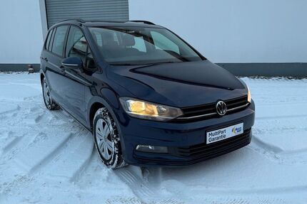 VW Touran 137.328 km 16.990 &euro; Berlin 13088