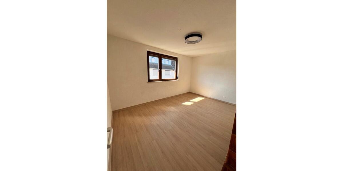 Einfamilienhaus Aalen Dewangen - 8.5 Zimmer, 180 m&sup2;, 409.000&euro; | Angebot:27142802