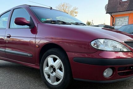 Renault Megane 139.778 km 1.799 &euro; Offenburg 77652