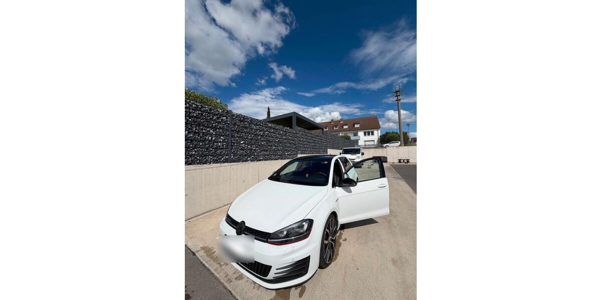 VW Golf 218.000 km 9.900 &euro; Augsburg 86154