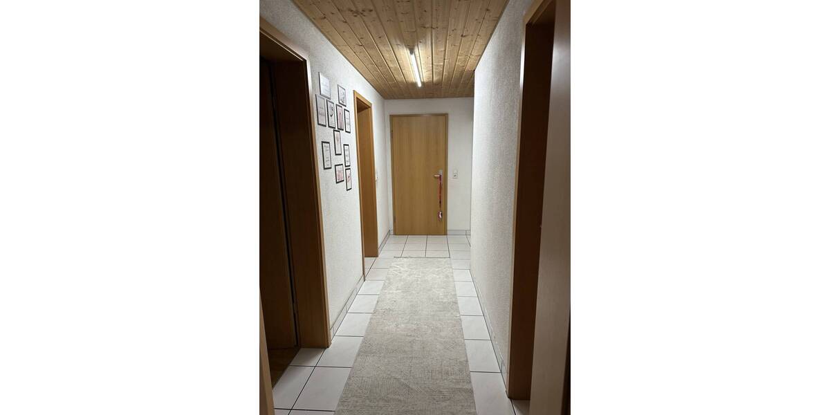 Etagenwohnung Wutöschingen Horheim - 3 Zimmer, 90 m&sup2;, 230.000&euro; | Angebot:25777075