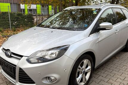 Ford Focus 196.000 km 4.499 € Lübeck 23560