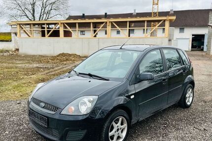 Ford Fiesta 195.000 km 1.999 &euro; Neufahrn 85375