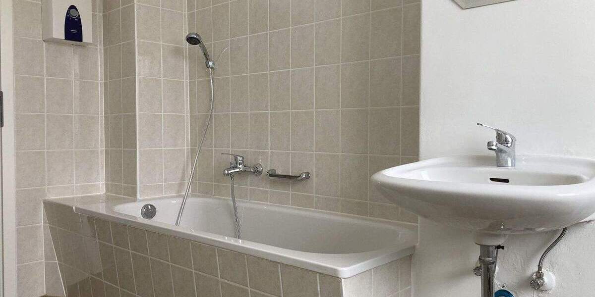 Etagenwohnung Wallhausen - 2 Zimmer, 53 m&sup2;, 45.000&euro; | Angebot:25744028