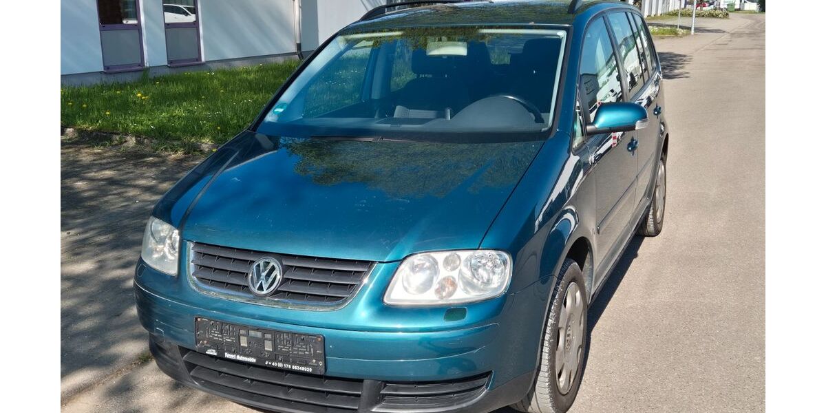 VW Touran 250.000 km 2.400 &euro; Kippenheim 77971