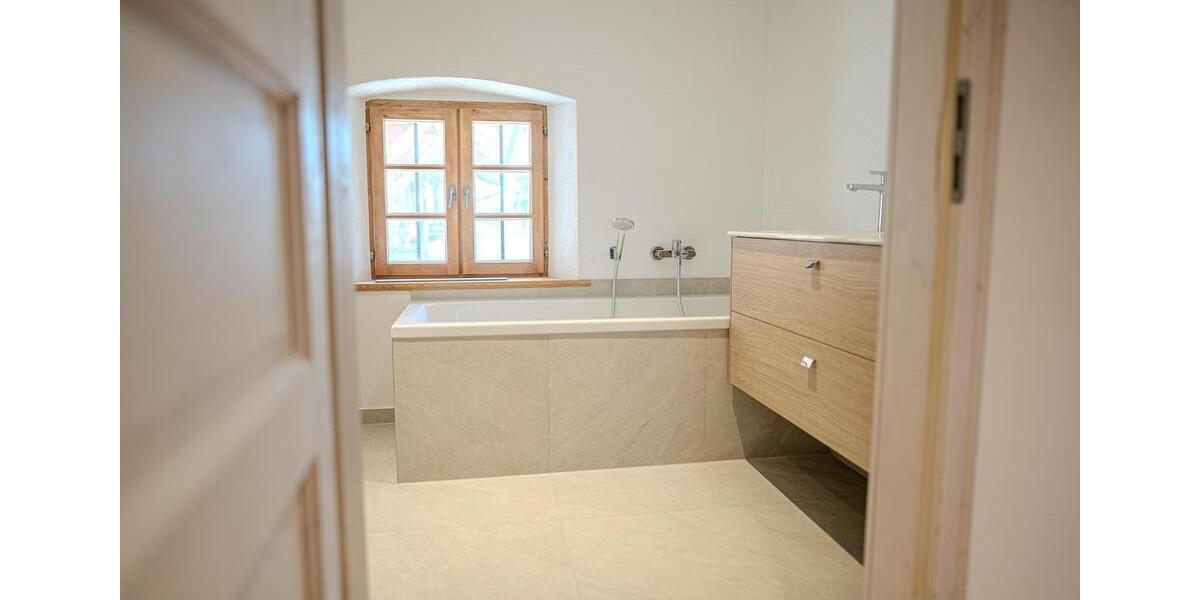 Einfamilienhaus Vogtareuth - 5 Zimmer, 155 m&sup2;, 2.225&euro; | Angebot:26562954