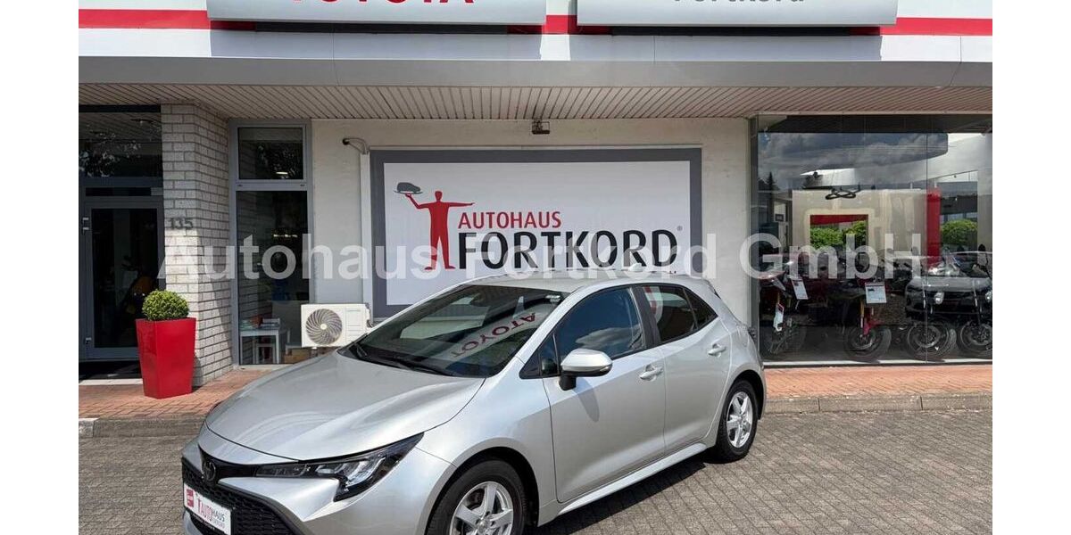Toyota Corolla 29.980 km 17.380 &euro; Bielefeld 33689