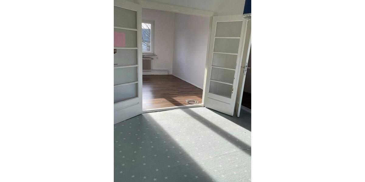 Reihenmittelhaus Bremerhaven Lehe - 8 Zimmer, 144 m&sup2;, 199.900&euro; | Angebot:25321516