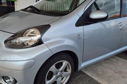 Toyota Aygo (X) 130.000 km 3.200 € Büdingen 63654