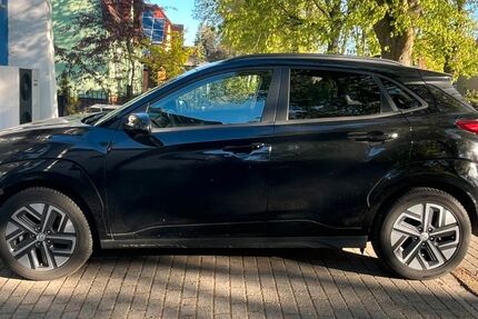 Hyundai KONA Elektro 46.000 km 16.500 &euro; Schulzendorf 15732