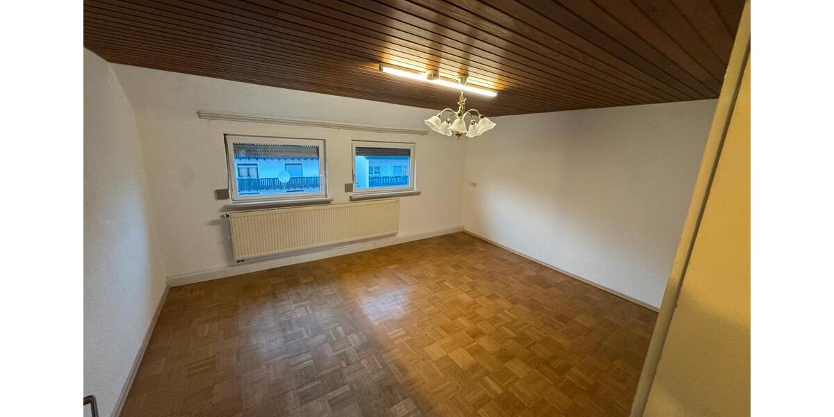 Etagenwohnung Erbach - 3 Zimmer, 63 m&sup2;, 800&euro; | Angebot:25357674