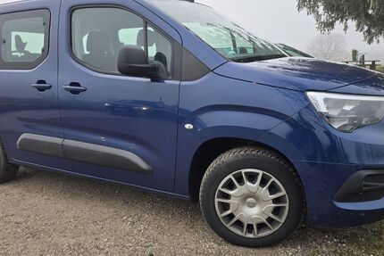 Opel Combo Life 46.845 km 22.990 &euro; Penzberg 82377
