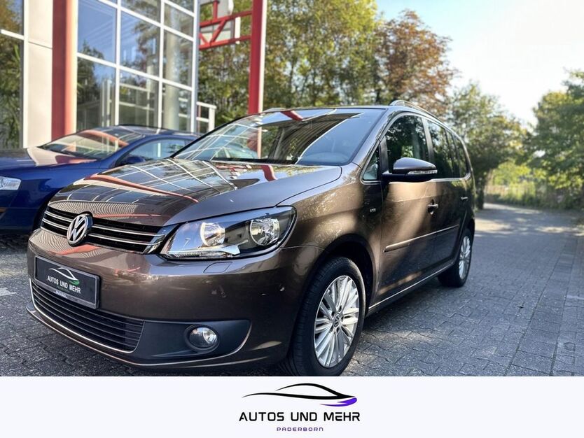 VW Touran 123.000 km 9.999 € Paderborn 33100