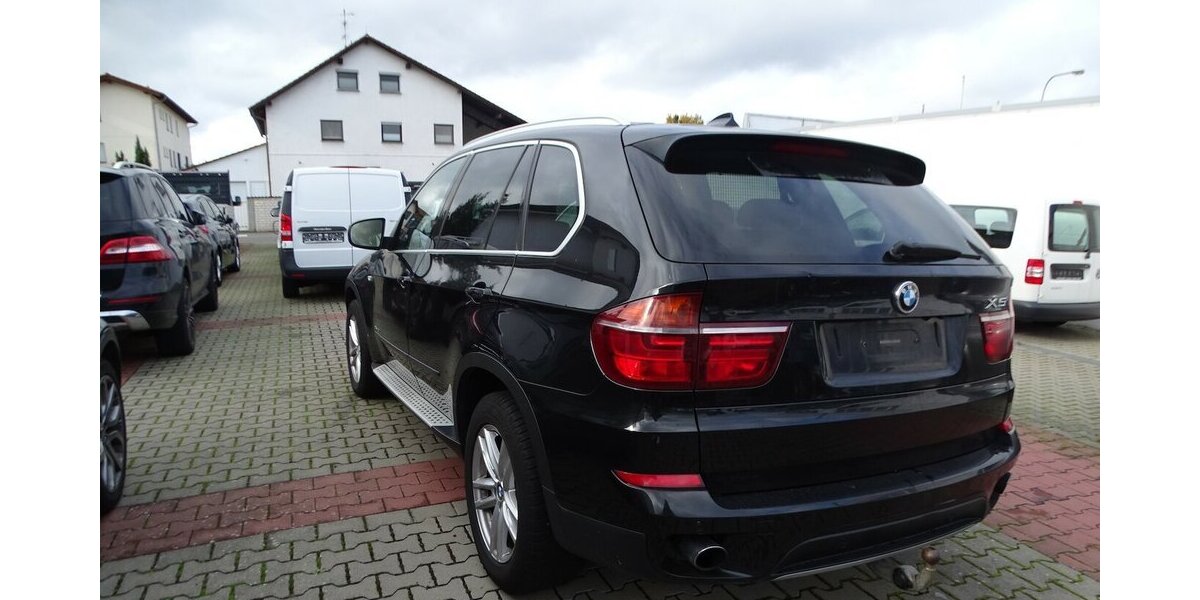 BMW X5 xDrive40d Panoramadach, Leder, Rückfahrkamera, 218.446 km 10.890 &euro; Rodgau 63110