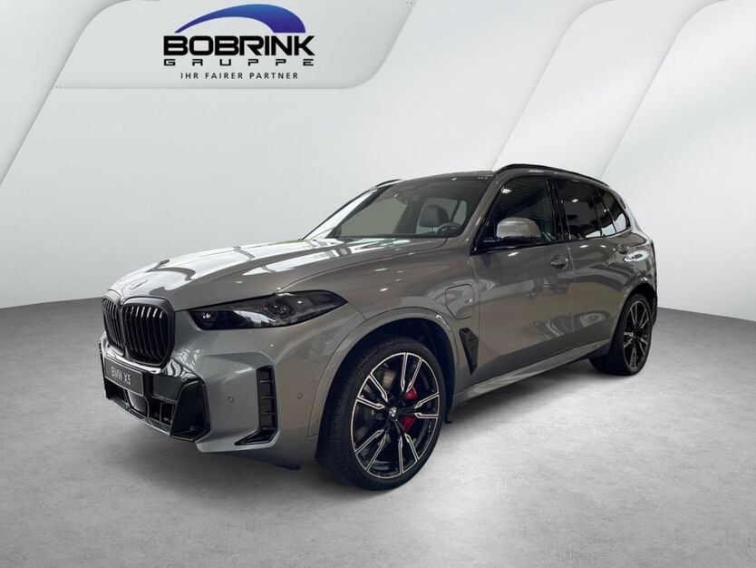 BMW X5 4.500 km 107.900 € Bremerhaven 27572