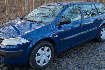 Renault Megane 80.000 km 1.550 &euro; Rüsselsheim 65428