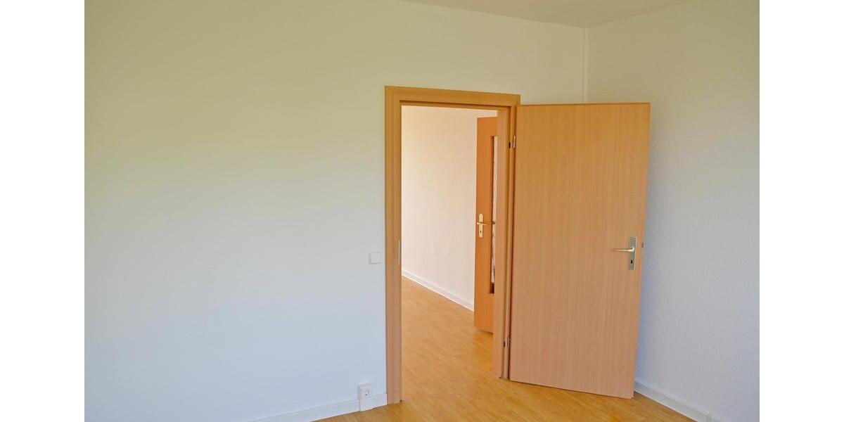 Etagenwohnung Sangerhausen - 4 Zimmer, 72 m&sup2;, 417&euro; | Angebot:26381085