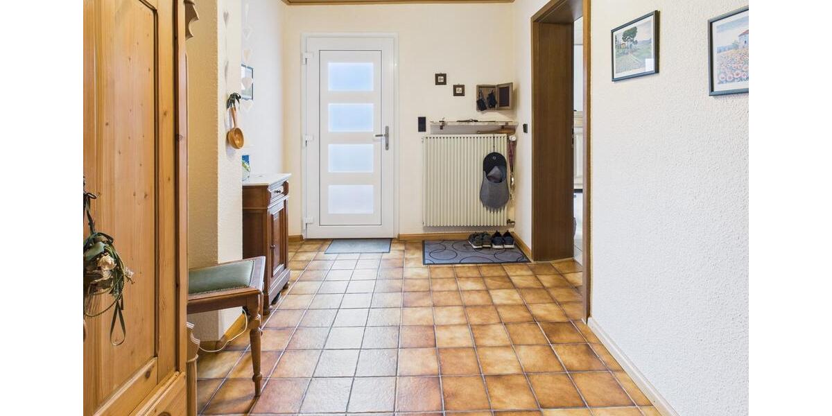 Einfamilienhaus Zülpich - 3 Zimmer, 140 m&sup2;, 1.395&euro; | Angebot:25884893