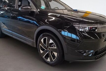 Opel Grandland (X) 12.898 km 25.980 &euro; Kelheim 93309