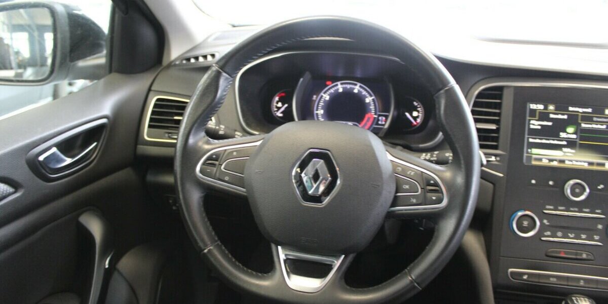 Renault Megane Grandtour TCe 140 GPF Limited 78.065 km 11.980 &euro; Euskirchen 53881