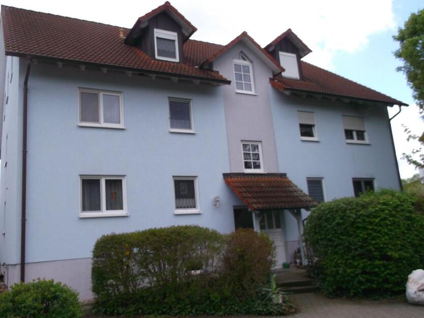 3-Zi-Whg mit Balkon im DG in 98617 Meiningen OT Sülzfeld