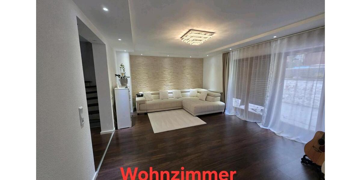 Doppelhaushälfte Bad Mergentheim - 7 Zimmer, 238 m&sup2;, 585.000&euro; | Angebot:24609586