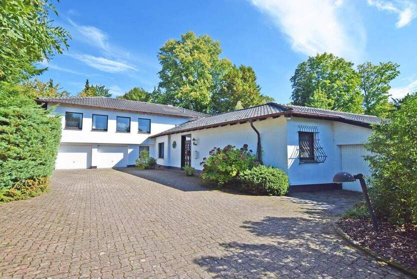 Zweifamilienhaus mit Potenzial im beliebten Brucker-Holt-Viertel 1 zimmer