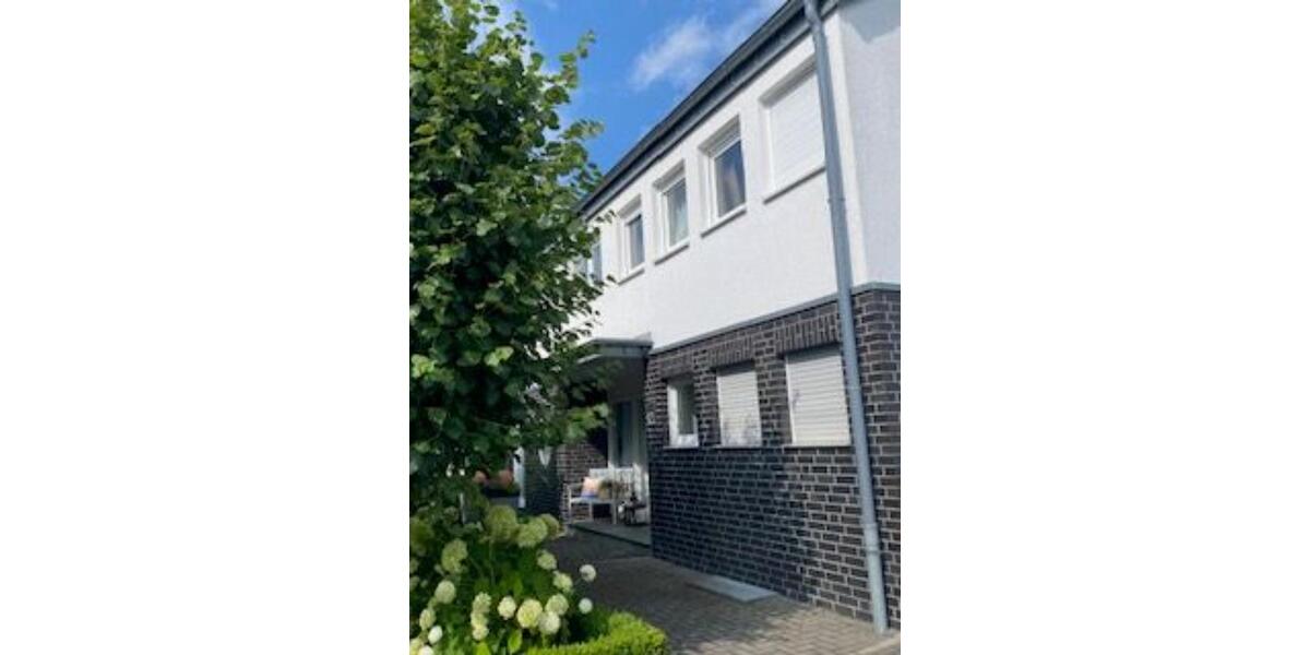 Etagenwohnung Ahaus - 4 Zimmer, 140 m&sup2;, 800&euro; | Angebot:25907544